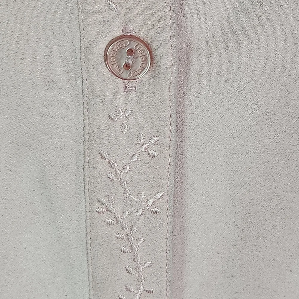 Relativity Pink Floral Embroidered Button Down Shirt XL